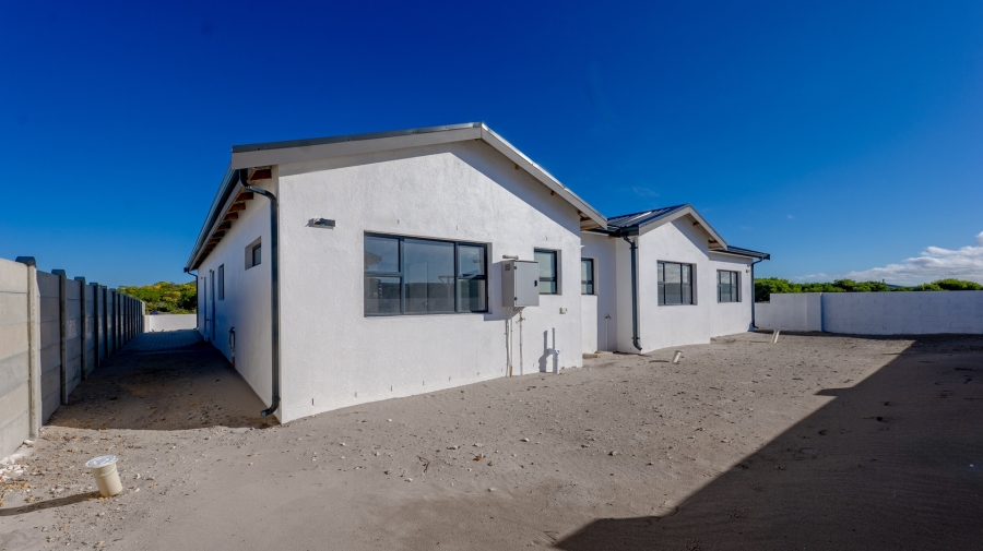 4 Bedroom Property for Sale in Agulhas Western Cape